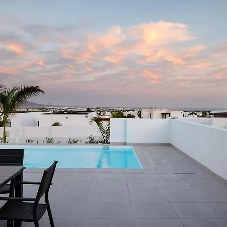 Anisa - Vipvipvillas
